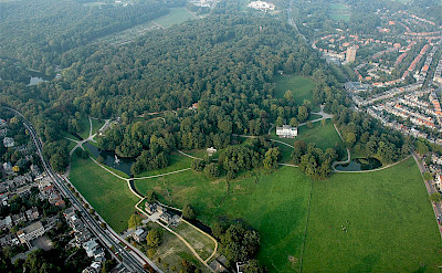 View of Sonsbeek Park in Arnhem, Gelderland, the Netherlands. Wikimedia Commons:Mdavids