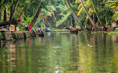 Boat ride in Alleppey, Kerala, India. Flickr:Silver Blu3