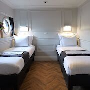 Two person cabin - Lower Deck | Magnifique IV | Bike & Boat Tour