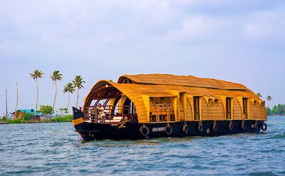 Typical houseboat in India | Bike & Boat Tour