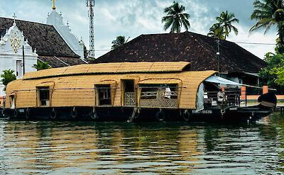 Indian houseboat | Bike & Boat Tour