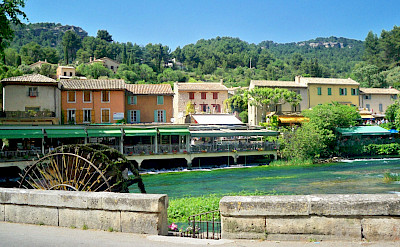 Fontaine-de-Vaucluse in the Provence-Alpes-Côte d'Azur region of southeastern France. Wikimedia Commons:Joseph Plotz