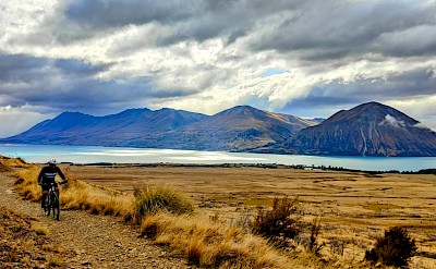 Impressive backdrops on the Alps2Ocean Cycle Trail, New Zealand. CC:TO
