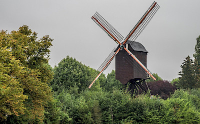 Windmills dot the landscape around Diest, Belgium. Flickr:Raoul Heremans