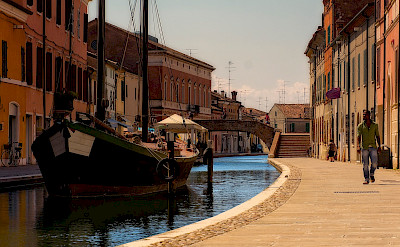 Walking in Comacchio Ferrara, Italy. Flickr:Enrico Pighetti