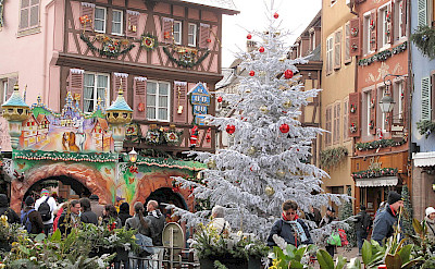 Christmas Market in Colmar, Germany. Creative Commons:TangoPaso