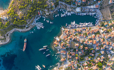Port of Saronic Island Spetses in Argolic Gulf, Greece. Flickr:Marco Verch 37.346202, 22.924061