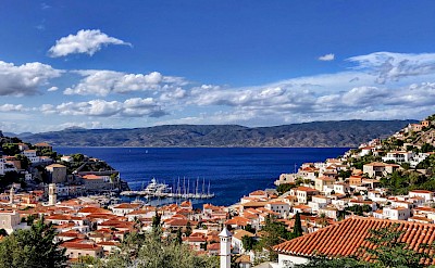 Rooftops of Hydra, Greece. Unsplash@Mauricio Munoz