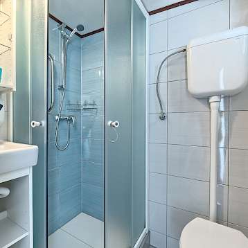 Pape Prvi - Private bathroom on Pape Privi Ship - Dalmatia Croatia Bike Tour