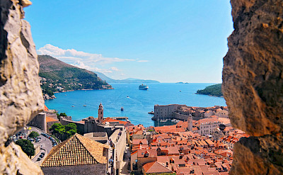 Enjoying the view in Dubrovnik on the Dalmatian Coast, Croatia. Flickr:Tambako the Jaguar 