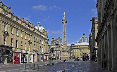 Greys Monument in Newscastle, England - along Hadrian's Wall Hike Tour. CC:Hans Peter Schaefer