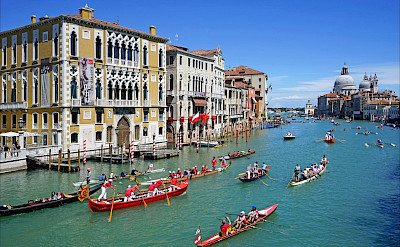 Grand Canal in Venice, Veneto, Italy. Fickr:Jean-Pierre Dalbera