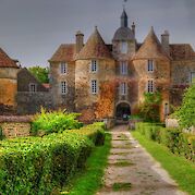 Burgundy Wine Trail - Great chateaux in Burgundy, France. Flickr:Lexe-I