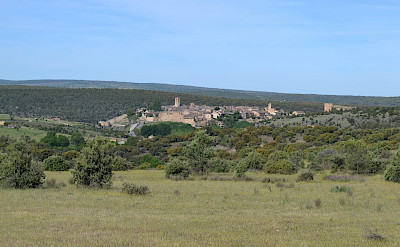 Walking towards Pedraza on the Segovia Spain Hike Tour. Photo via TO