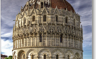 Chapel in Pisa, Tuscany, Italy. Flickr:Niels J. Buus Madsen