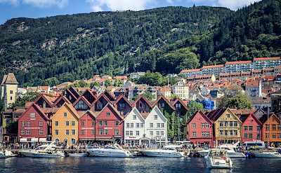 Hike tour in Bergen, Norway with the UNESCO Bryggen. Flickr:Andres Nieto Porras