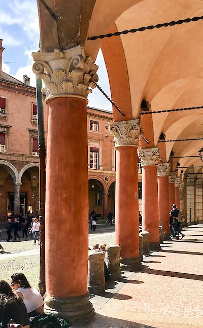 Archways in Bologna, Italy. Unsplash@Maria Bobrova