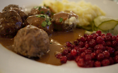 KöttBullar (Swedish meatballs) with lingonberry sauce in Stockholm, Sweden. Flickr:Rie H