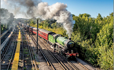 Train leaving Faversham for Canterbury, England. Flickr:Smudge9000