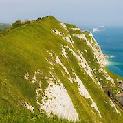 Castles of Kent & Cliffs of Dover - White Cliffs of Dover, Kent, England. Unsplash:Henry Ren