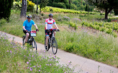 Cycling Provence-Alpes-Côte d'Azur, France! Photo via TO