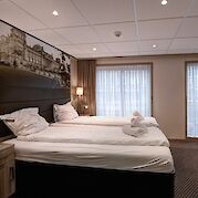 Upper Deck Suite | De Willemstad | Bike & Boat Tour