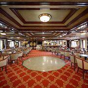 Spacious lounge area |  MS Prinzessin Katharina | Bike & Boat Tour