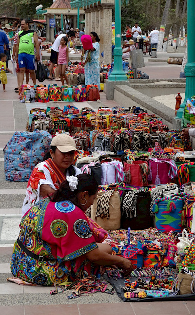 Shopping in Riohacha, Colombia. Flickr:Merwin Infante