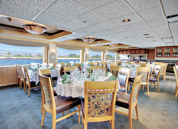 Dining room | Safari Endeavour | Alaska Cruise Tour