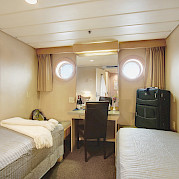 Navigator twin cabin | Safari Endeavour | Alaska Cruise Tour