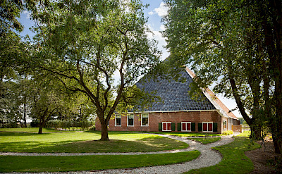 Typical farms in Friesland, the Netherlands. Flickr:Branchevereniging Nederlandse Architectenbureaus
