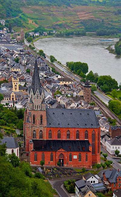 Church in Oberwesel on the Rhine River with Schonburg Castle. Flickr:Madison Berndt