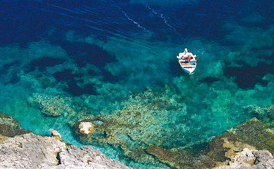 Azure-blue waters of the Adriatic Sea in Istria, Croatia. ©TO