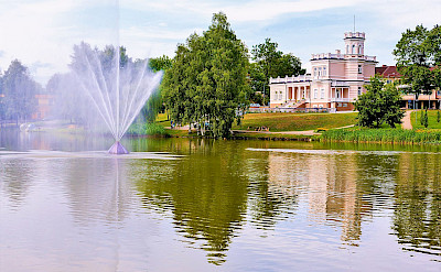 Druskininkai Fountain in Lithuania along the Nemarus River. CC:Juliux