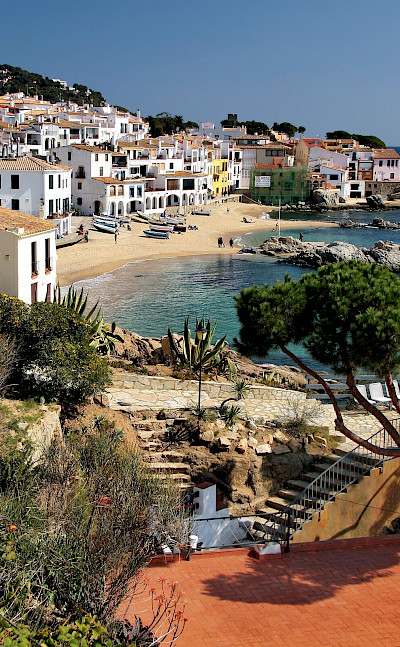 Overlooking Calella de Palafrugell, Costa Brava, Catalonia, Spain. Flickr:Jorge Franganillo 41.89374523335619, 3.185553635413343