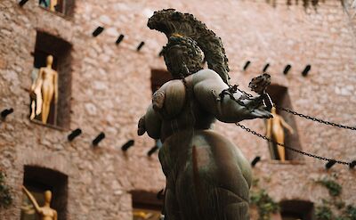 Statues in Figueres, Catalonia. Unsplash@Lala Azizli