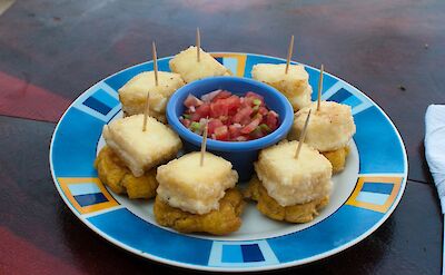 <I>tostones y queso</I> in Nicaragua. Flickr:Brian Johnson & Dane Kantner