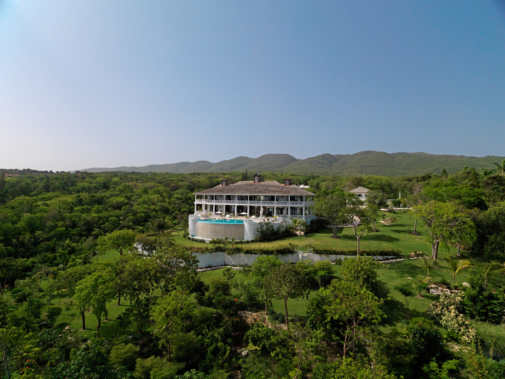 Flower Hill Jamaica villa in Montego Bay with pool