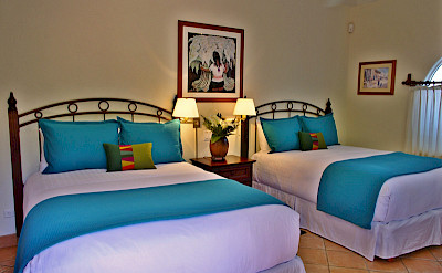 Agave Azul Queen Beds Blue Luxury Villa For Rent In Cabo Del Sol Lifestyle Villas L