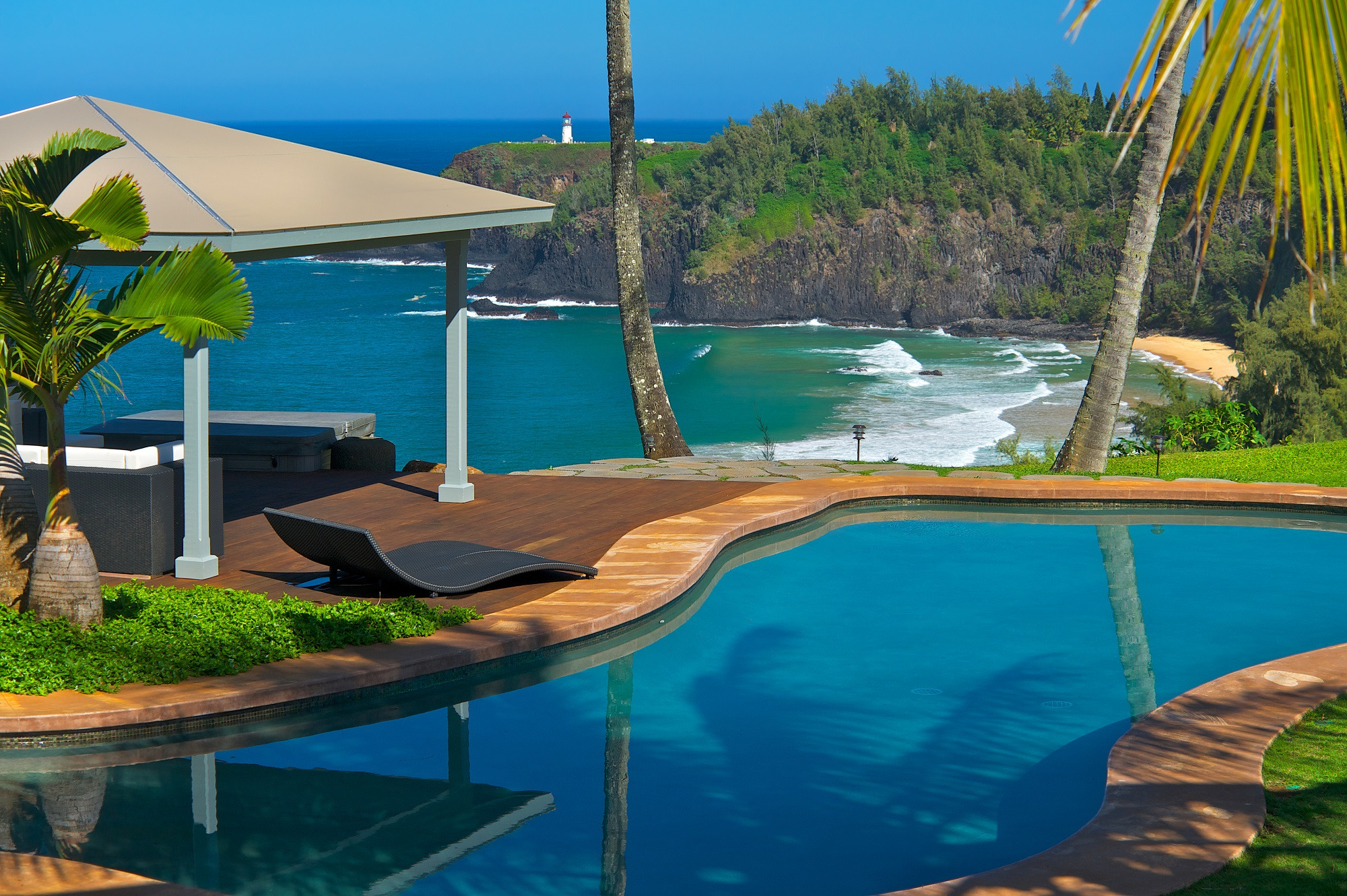 Dali Hale Estate - Waterfront villa in Kauai, Hawaii with pool