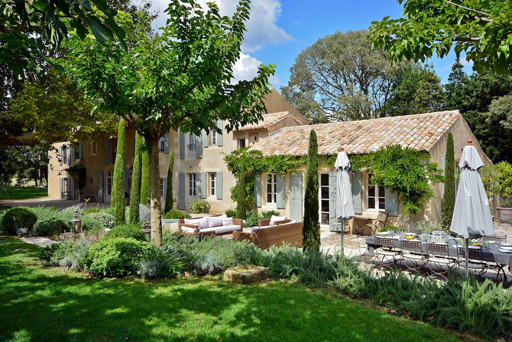 Mas Carloto - France villa in Provence with pool