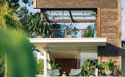 Noku Beach House Picturesque Villa Design