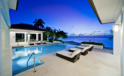 By Luxury Cayman Villas