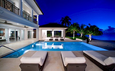 By Luxury Cayman Villas 1