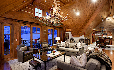 Colorado Lodge Living Room 1