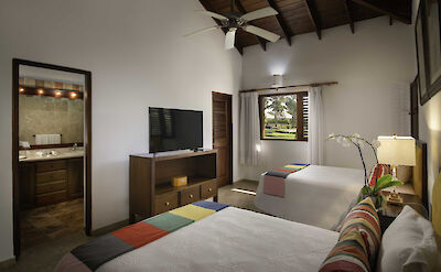 Clv 5 Bdroom Villa Toscana Bedroom