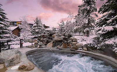 Trailhead+Lodge+Community+Lower+Hot+Tub