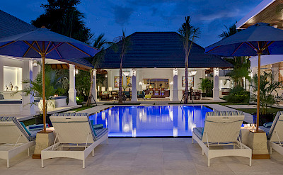 Villa Windu Asri Pool And Dining At Night