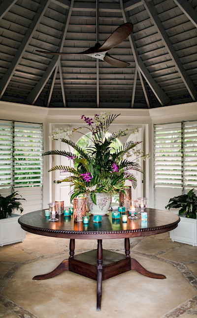 Reef House Entry Table