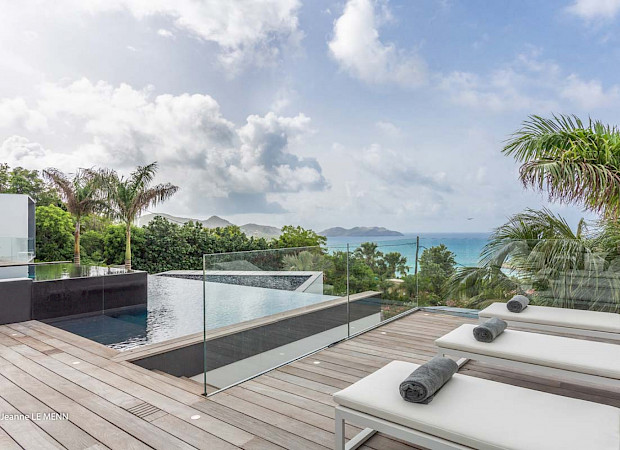 Villa Pool 2